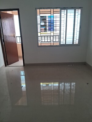 Room in 2 BHK Apartment at Barasat – for Sale