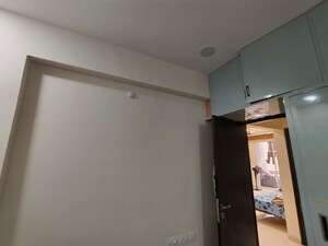 Furnished Amenities in 3 BHK Apartment at Raheja Vistas, Nacharam – for Rent