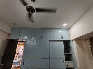 Furnished Amenities in 3 BHK Apartment at Raheja Vistas, Nacharam – for Rent