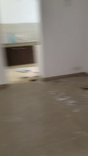 Room in 3 BHK Apartment at BPTP Park Towers, Sector 77 – for Rent