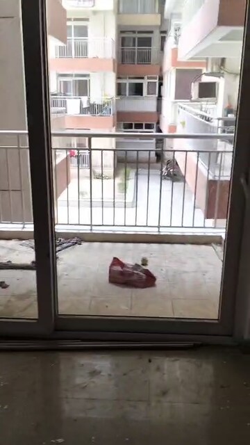 Kitchen in 3 BHK Apartment at BPTP Park Towers, Sector 77 – for Rent