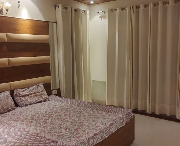 Bedroom, vip road 2 Bedroom 1150 Sq.Ft. Apartment In Vip Road Zirakpur 9218145