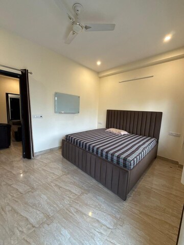 Bedroom in 2 BHK Builder Floor at Ansal Royale Casa, Sector 55 – for Rent