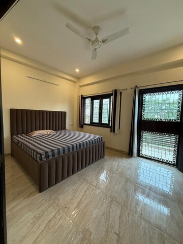 Bedroom in 2 BHK Builder Floor at Ansal Royale Casa, Sector 55 – for Rent