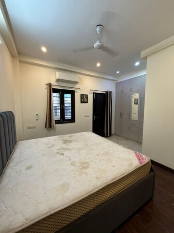 Bedroom in 2 BHK Builder Floor at Ansal Royale Casa, Sector 55 – for Rent