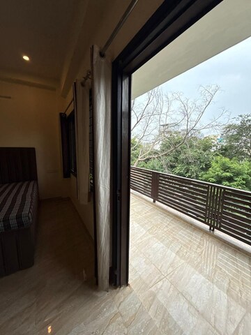 Balcony in 2 BHK Builder Floor at Ansal Royale Casa, Sector 55 – for Rent