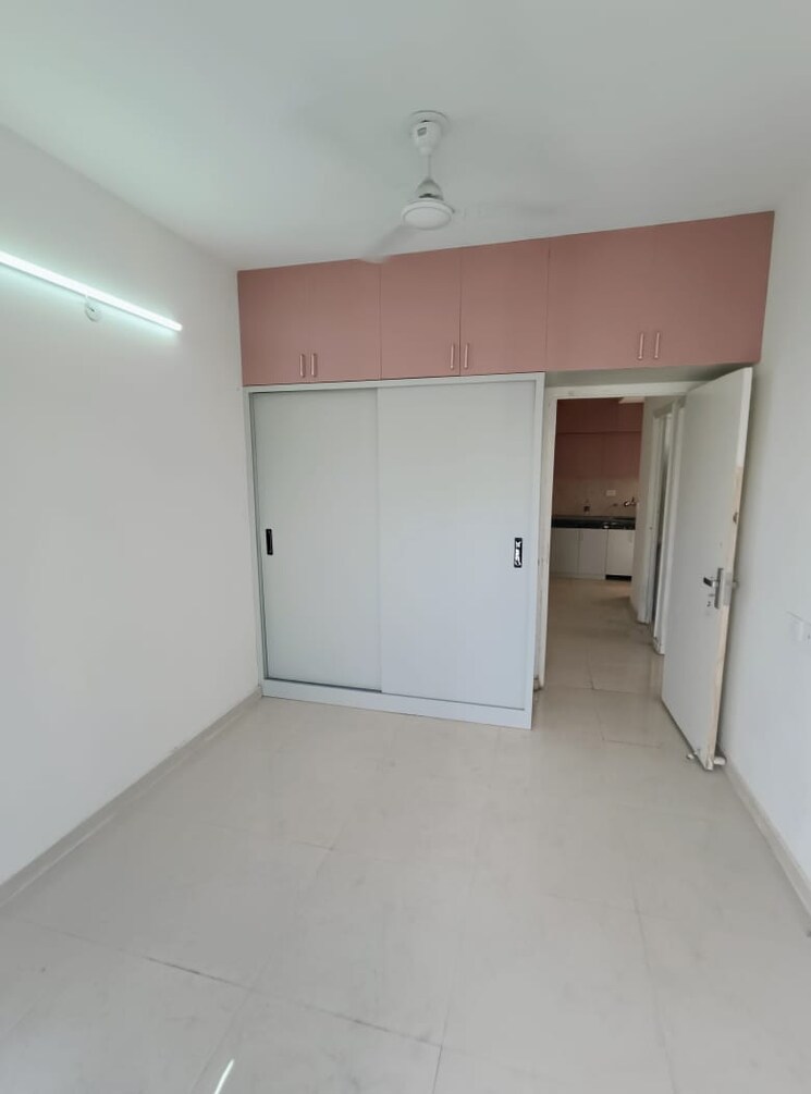 Room, signature-the-millennia-2 2 Bedroom 625 Sq.Ft. Apartment In Sector 37d Gurgaon 9218176