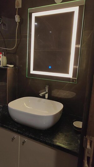 Bathroom in 4 BHK Apartment at Parsvnath Green Ville, Sector 48 – for Rent