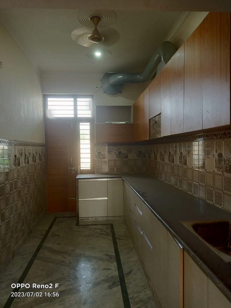 Kitchen, green fields colony 3 Bedroom 1450 Sq.Ft. Builder Floor In Green Fields Colony Faridabad 9218195