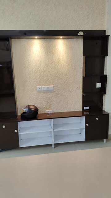 3.5 BHK Apartment For Rent in Amrapali Crystal Homes, Sector 76
