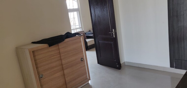 undefined, amrapali-crystal-homes 3.5 Bedroom 1700 Sq.Ft. Apartment In Sector 76 Noida 9218201