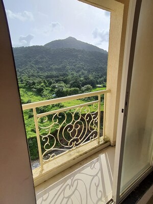 2 BHK Apartment For Sale in Puraniks Tokyo Bay, Kasarvadavali