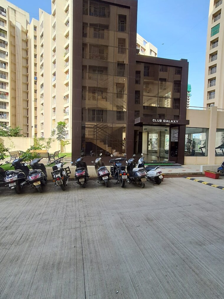  Parking, puraniks-tokyo-bay 2 Bedroom 608 Sq.Ft. Apartment In Kasarvadavali Thane 9218231