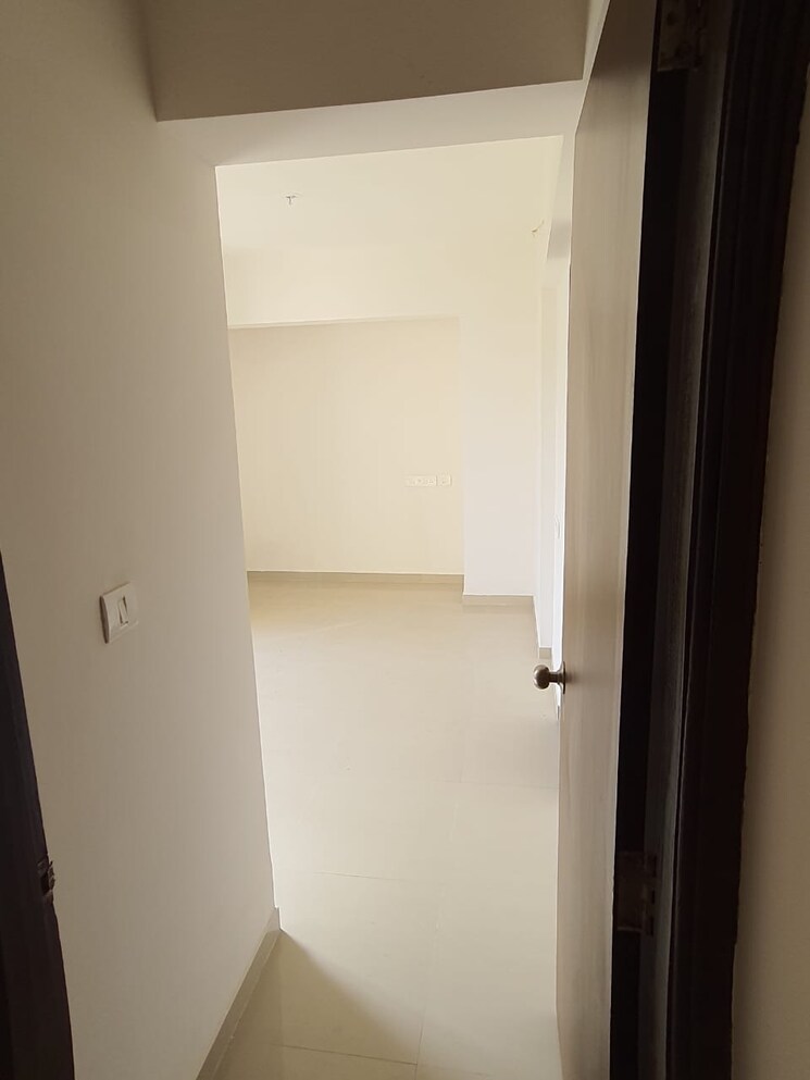 Bathroom, puraniks-tokyo-bay 2 Bedroom 608 Sq.Ft. Apartment In Kasarvadavali Thane 9218231