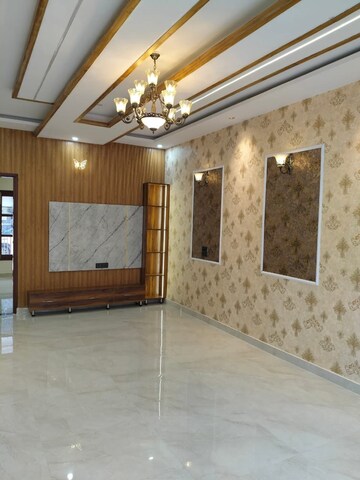 Room in 4 BHK Independent House at Greater Mohali – for Sale