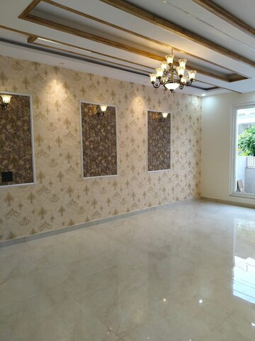 Room in 4 BHK Independent House at Greater Mohali – for Sale
