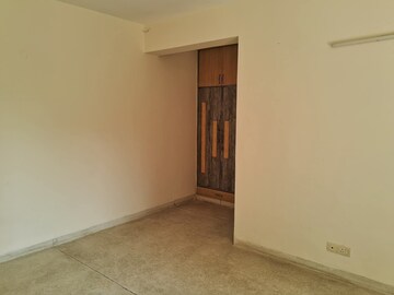 Room in 2 BHK Apartment at CHD Avenue 71, Sector 71 – for Sale
