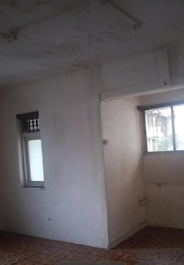 Room in 4 BHK Villa at Shital Darshan, Mulund East – for Sale