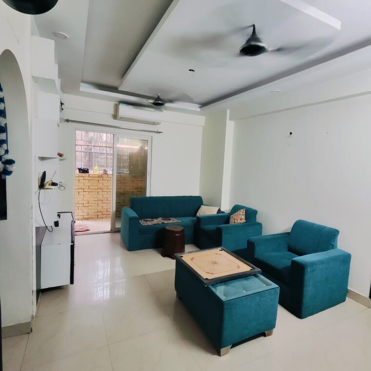 Team Area, aims-golf-city 3 Bedroom 1725 Sq.Ft. Apartment In Sector 75 Noida 9218309