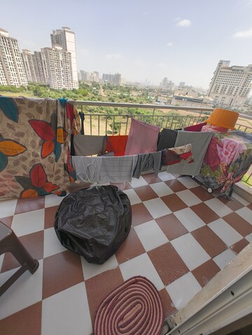 Team Area in 1 BHK Apartment at Shree Vardhman Green Court, Sector 90 – for Rent