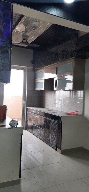 Team Area in 3 BHK Apartment at Land Craft Golf Links Apartment Phase 2, Pandav Nagar – for Sale