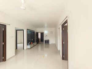 Room in 3 BHK Apartment at Raheja Vistas, Nacharam – for Rent