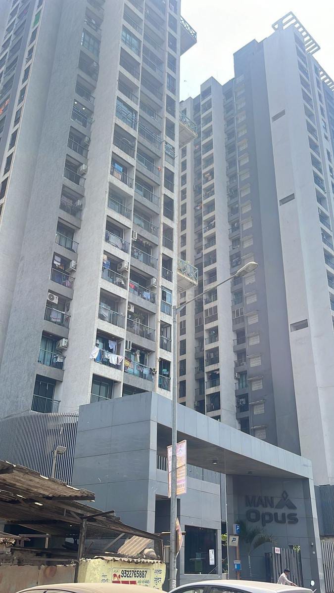 1 BHK Apartment For Rent in Man Opus
