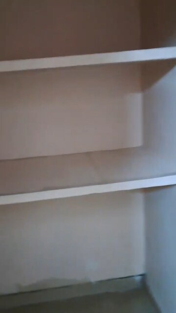 Room in 1.5 BHK Builder Floor at Sector 15a – for Rent