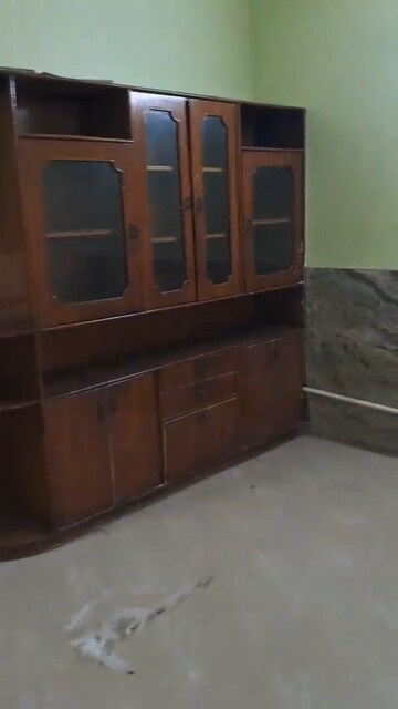 Furnished Amenities in 1.5 BHK Builder Floor at Sector 15a – for Rent