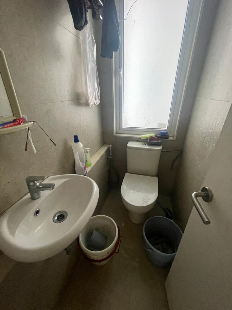 Bathroom, bharat-ecovistas 2 Bedroom 515 Sq.Ft. Apartment In Shilphata Thane 9218326