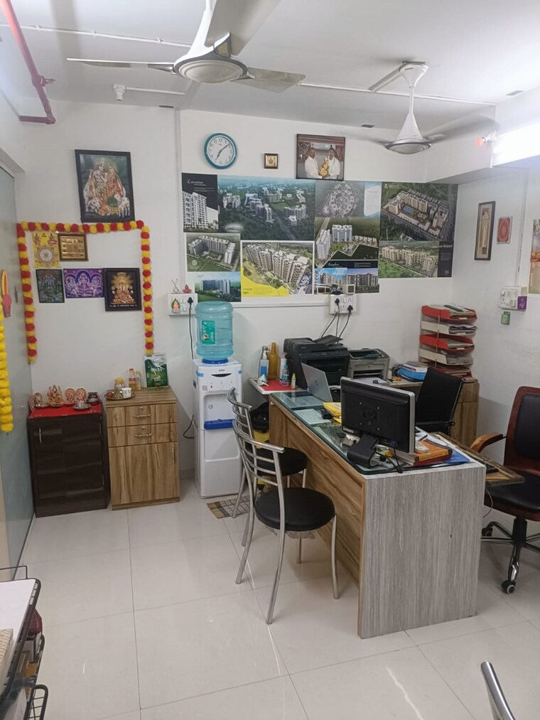 Team Area, geras-imperium-alpha Commercial Office Space in IT/SEZ 210 Sq.Ft. In Kharadi Pune 9218328