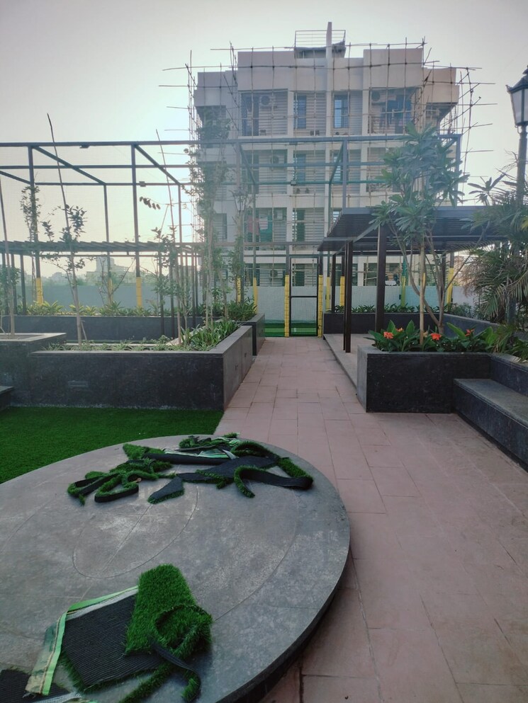 Balcony, man-opus 2 Bedroom 692 Sq.Ft. Apartment In Mira Road Thane 9218333