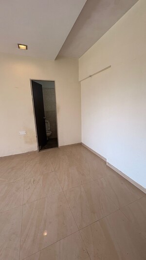 Room in 2 BHK Apartment at Gundecha Symphony, Andheri West – for Sale