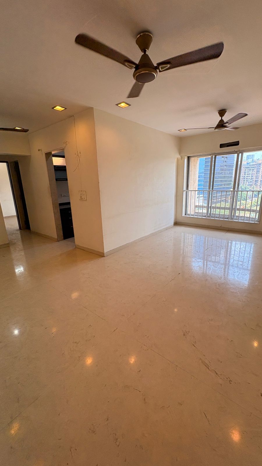 2 BHK 960 Sq.Ft. Apartment in Gundecha Symphony