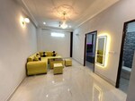 1 BHK + Pooja Room 275 Sq.Ft. Builder Floor in Meet Apartments