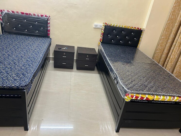 Bedroom, powai Pg For Boys & Girls In Powai 9218434