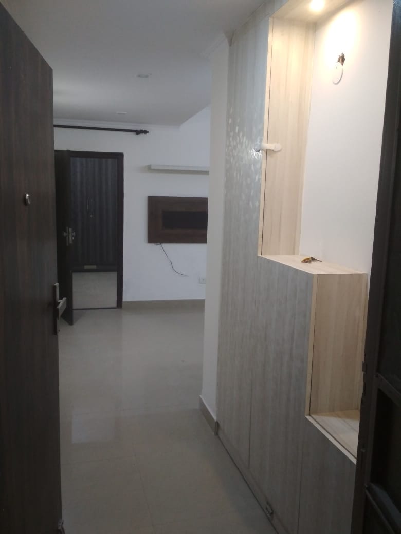 2 BHK + Extra Room Builder Floor For Sale in Apni Society