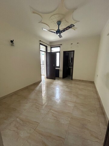 3 BHK Apartment For Rent in Sector 5 Dwarka