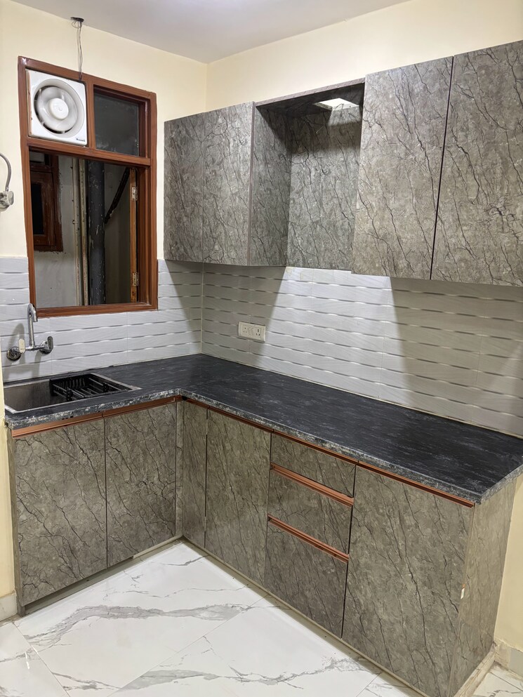 Kitchen, saket 2 Bedroom 900 Sq.Ft. Builder Floor In Saket Delhi 9218496