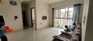 2 BHK Apartment For Rent in Lodha Amara, Kolshet Road