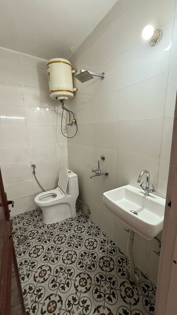 Bathroom in 2 BHK Builder Floor at Saket – for Rent