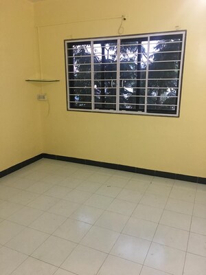 Room in 2 BHK Apartment at Sun City – for Sale