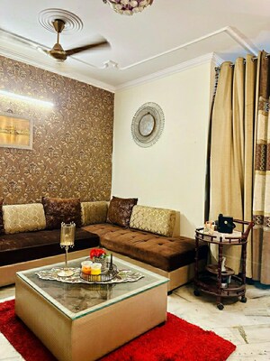 2.5 BHK Builder Floor For Rent in Mansarover Garden