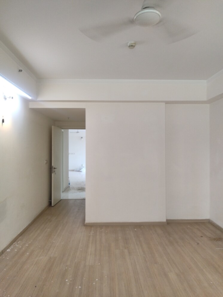 Room, dlf-park-place 4 Bedroom 2704 Sq.Ft. Apartment In Sector 54 Gurgaon 9218616