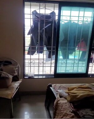 Bedroom in 2 BHK Apartment at Vanamali CHS, Chembur – for Rent