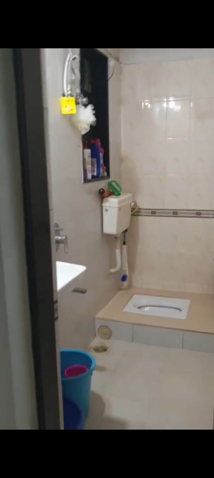 Bathroom, poonam-jewel 2 Bedroom 700 Sq.Ft. Apartment In Poonam Nagar Mumbai 9218624