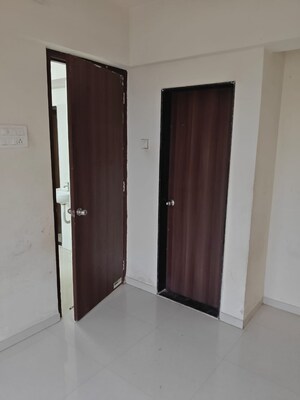 Room in 2 BHK Apartment at Indira Niwas Naupada, Naupada – for Rent