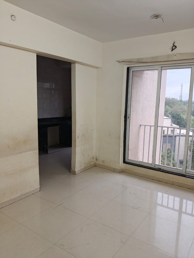 Room, indira-niwas-naupada 2 Bedroom 650 Sq.Ft. Apartment In Naupada Thane 9218666