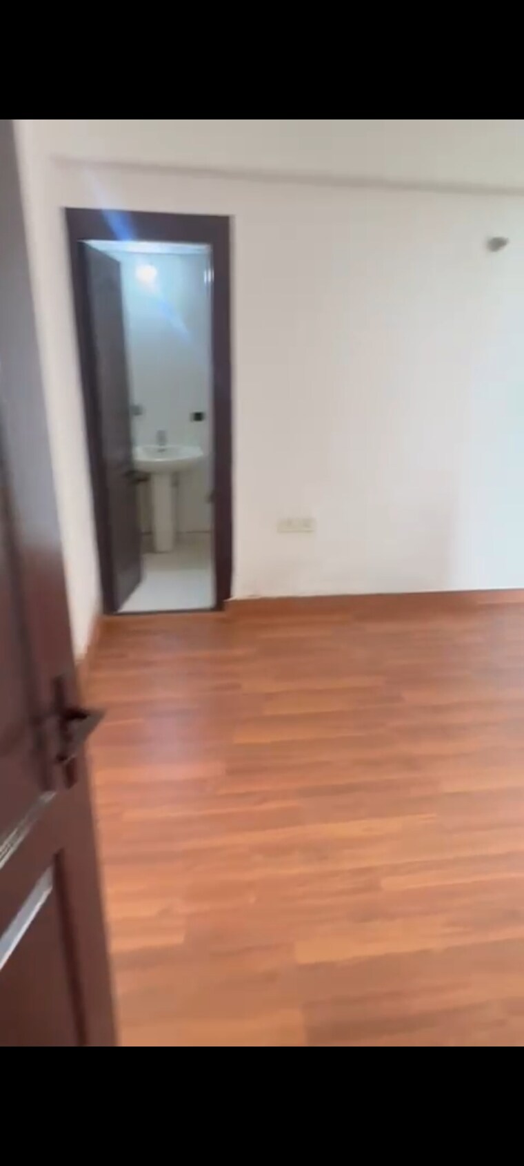 Room, amrapali-empire 2.5 Bedroom 1215 Sq.Ft. Apartment In Sain Vihar Ghaziabad 9218680