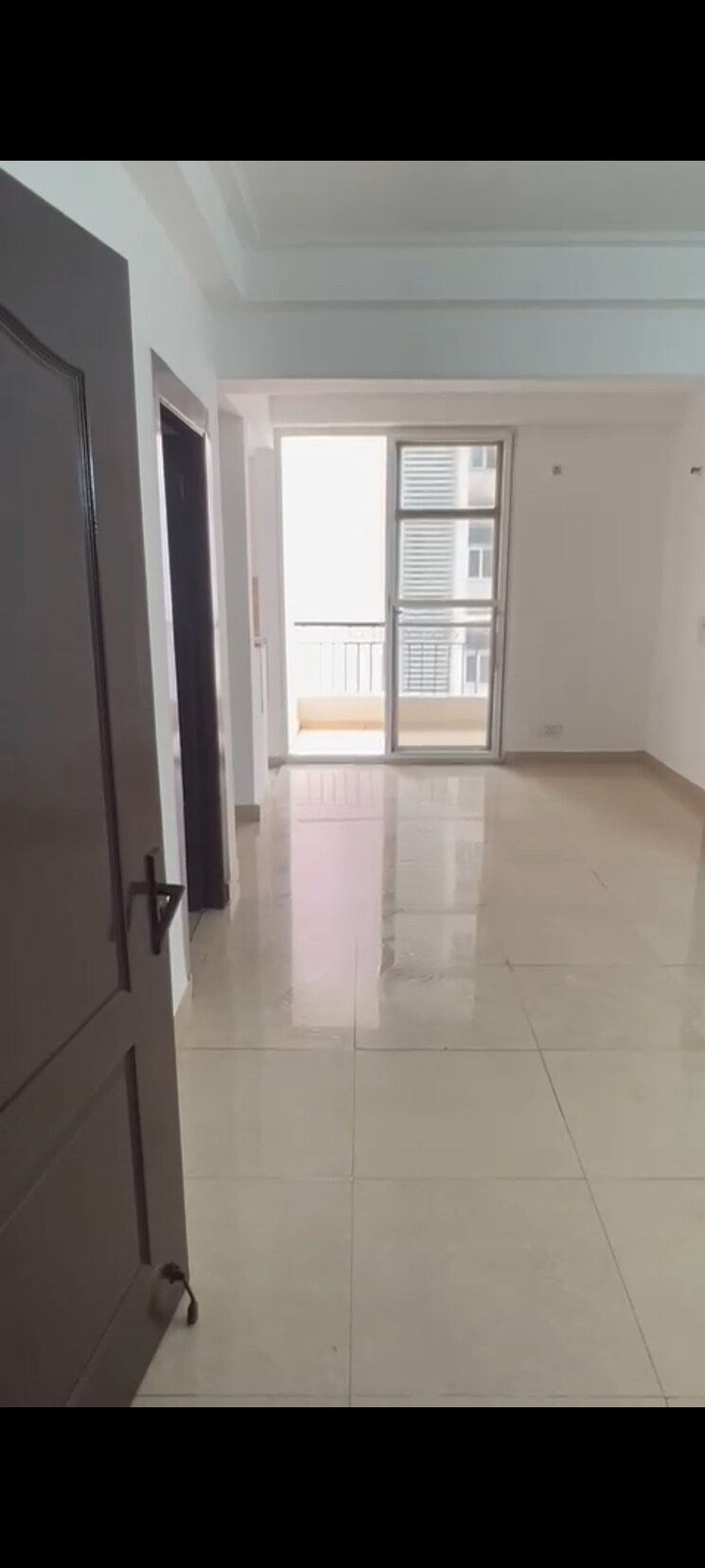 Bathroom, amrapali-empire 2.5 Bedroom 1215 Sq.Ft. Apartment In Sain Vihar Ghaziabad 9218680